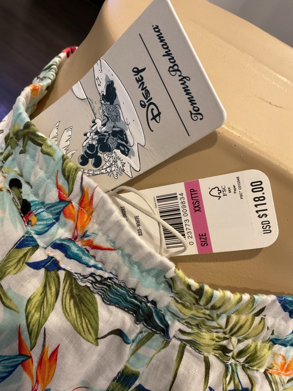 Tommy Bahama Disney White Tropical Floral Drawstring Women’s Shorts - Picture 4 of 4
